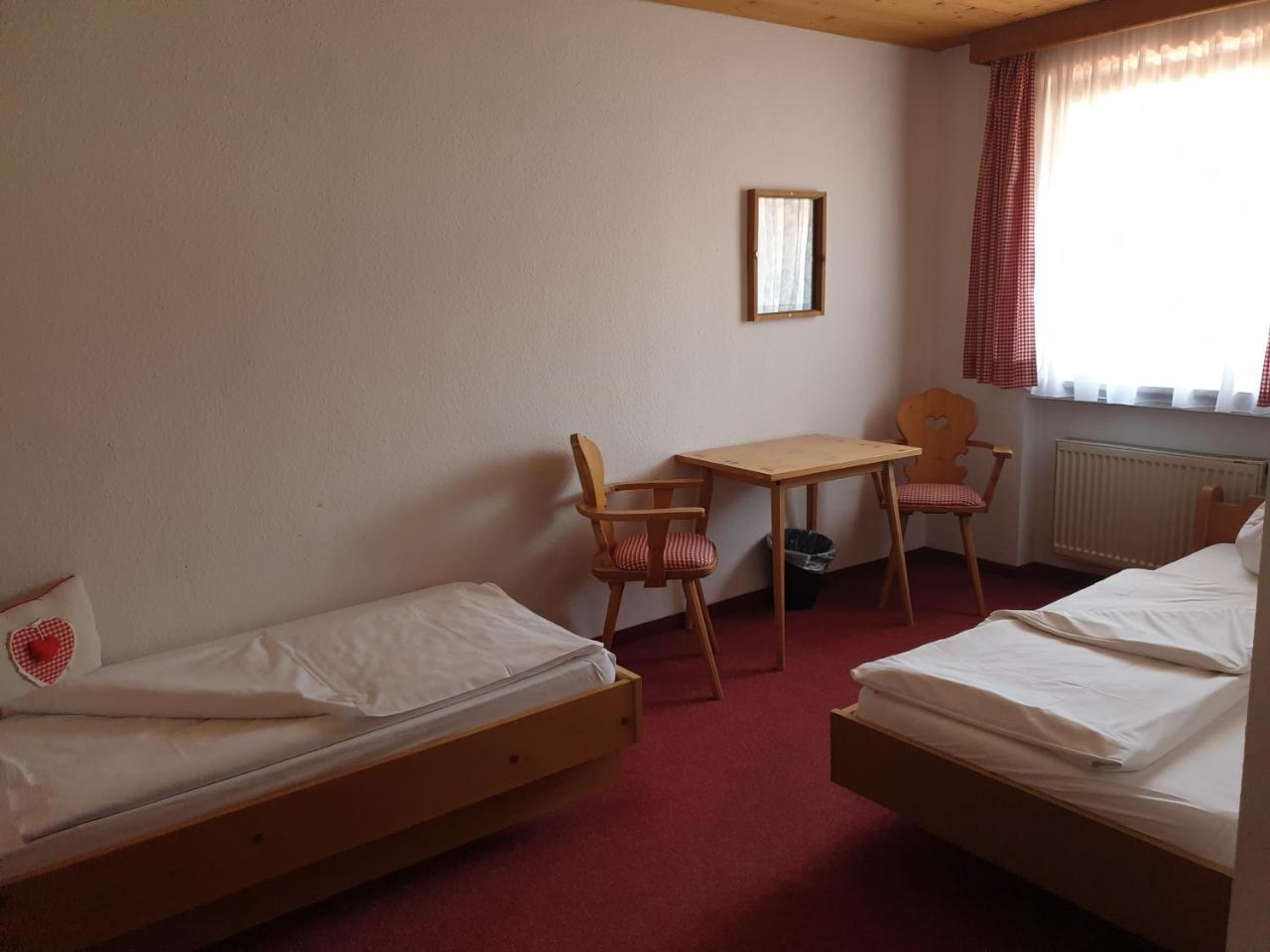 Landgasthof Kirchmayer Farchant Buitenkant foto