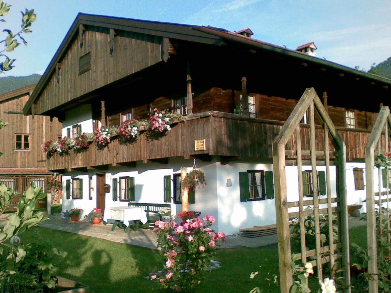 Landgasthof Kirchmayer Farchant Buitenkant foto
